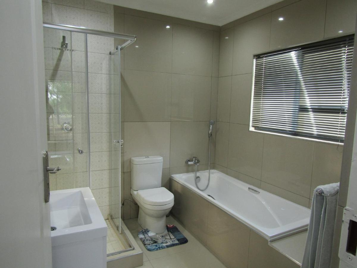 Pafuri Gate Guesthouse Mabalingwe Game Reserve Eksteriør bilde
